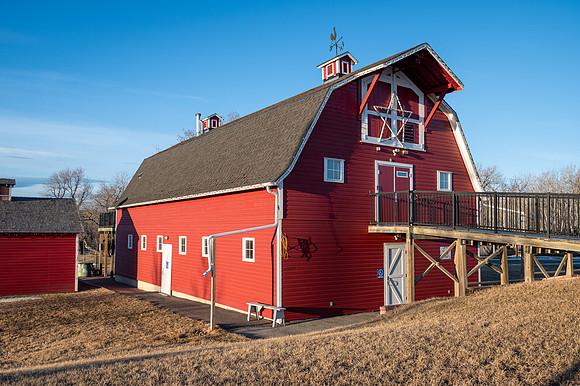 Barn-2